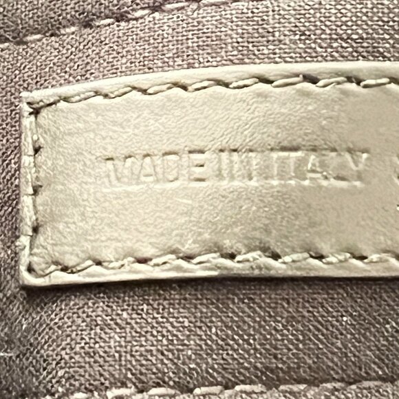 $1750 Authentic BALENCIAGA Made in ITALY Black Canvas Leather W/ Pouch Handbag - Picture 2 of 12